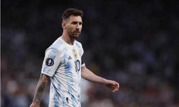 APP开屏广告报价一天可超